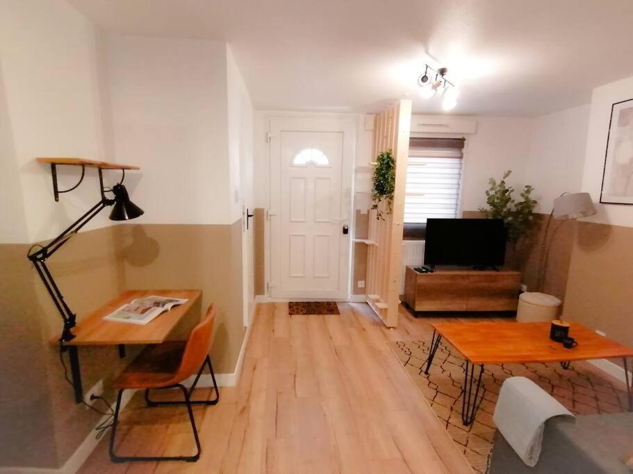 Apartamento L'Elegant Avec Garage, Proche Axone, Stellantis Audincourt Exterior foto